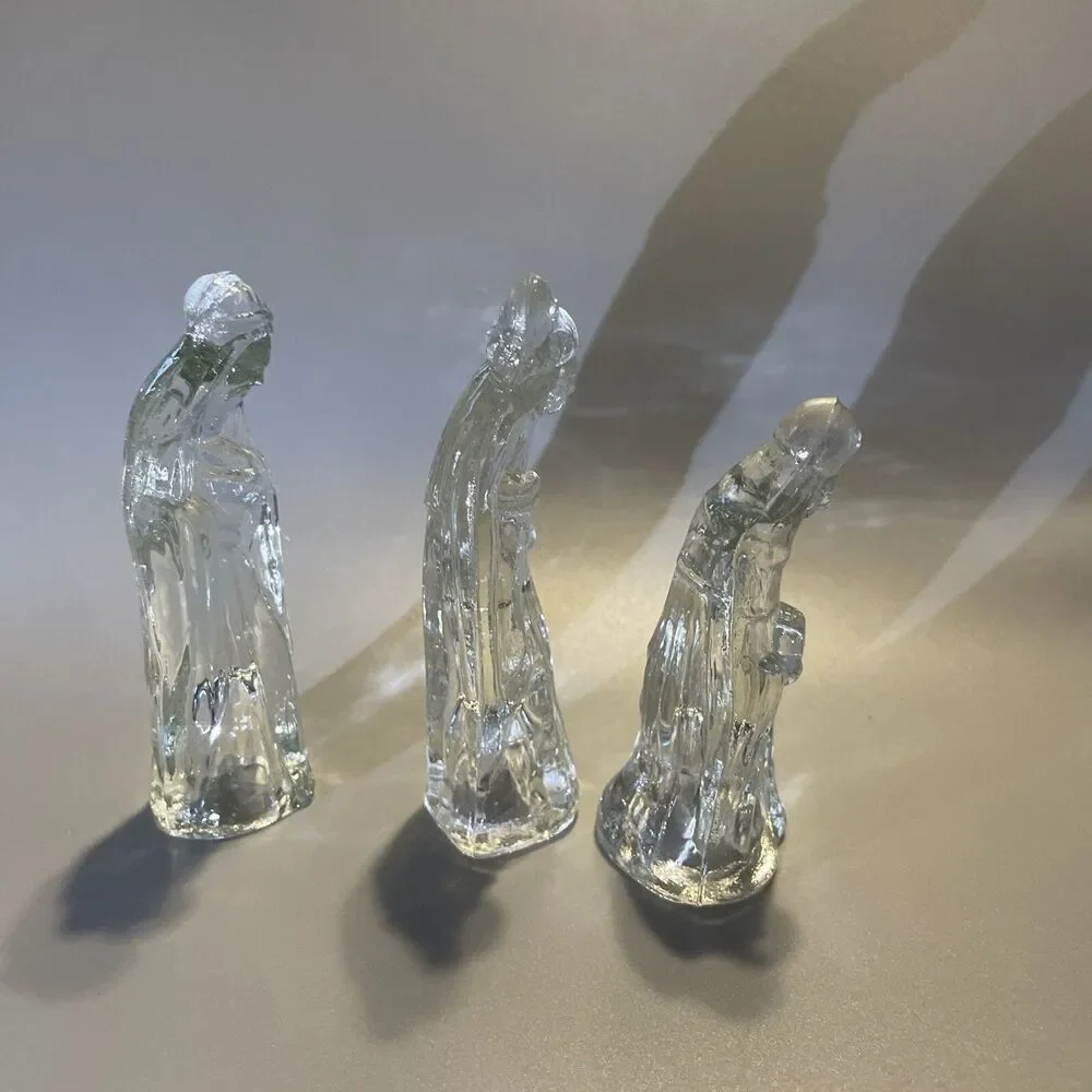 Christmas Clear Glass Nativity Figures Joseph Mary Baby Jesus Wise Men 4